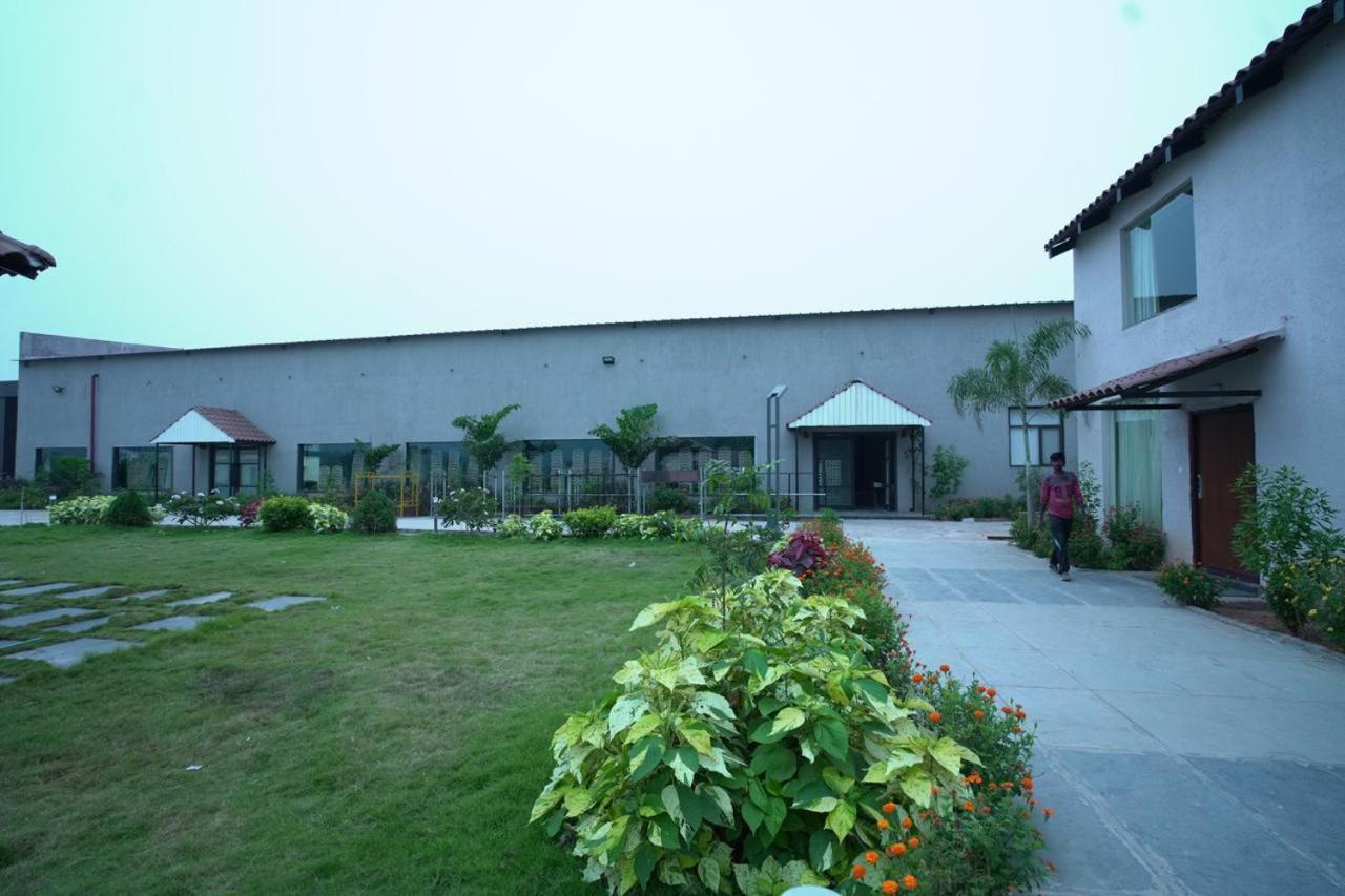 One Resorts & Convention Annavaram 외부 사진